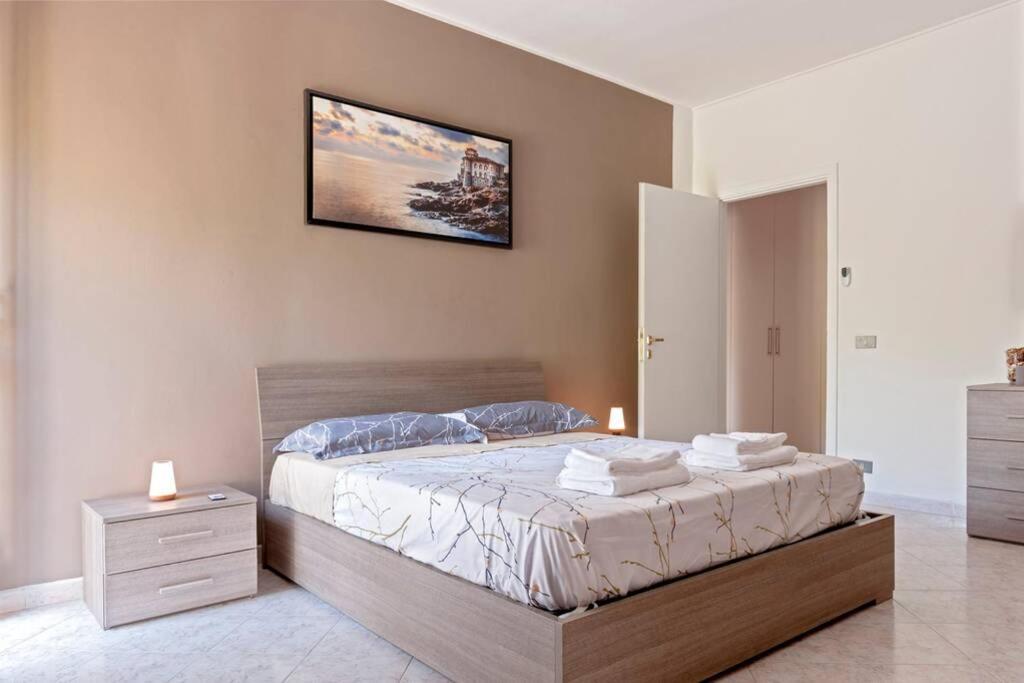 Free Parking Appartamento 5 Stelle Elegante Con Suite Livorno Dış mekan fotoğraf